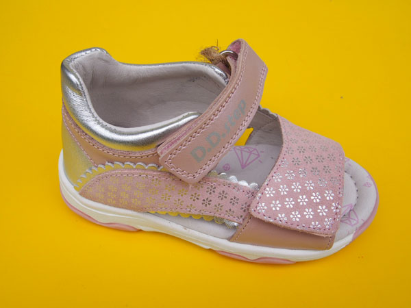 Detské kožené sandálky D.D.Step AC64 - 213 daisy pink