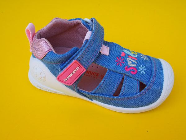 Detské textilné sandálky Biomecanics 222174-A vaquero 