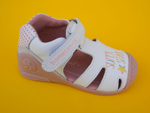 Detské kožené sandálky Biomecanics 242106-B blanco