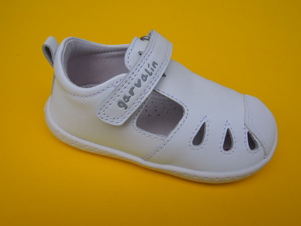 Detské kožené sandálky Garvalin 242323-D blanco BAREFOOT