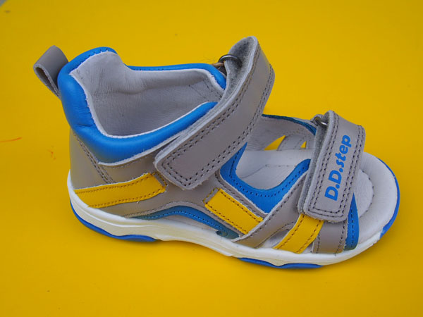 Detské kožené sandálky D.D.Step G064 - 41561B light grey