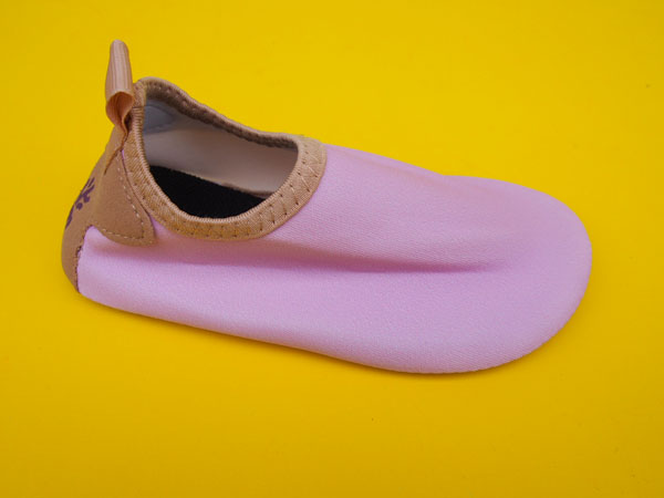 Detská plážová obuv Milash - ružové BAREFOOT